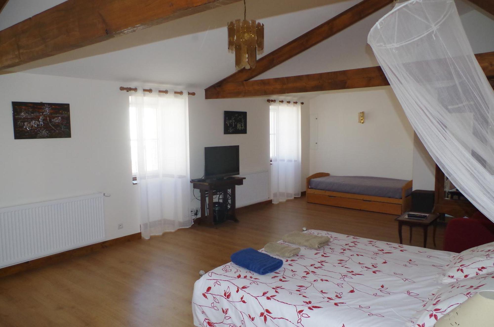 Courcelles  Maison D'Hotes Le Cadran Solaire חדר תמונה
